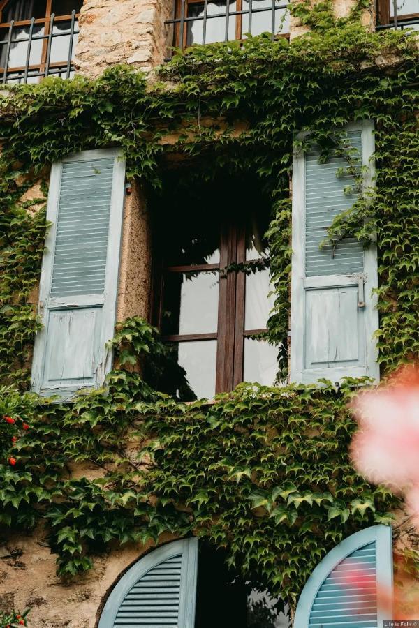 Domaine Des Bruguieres Entrecasteaux Exterior foto
