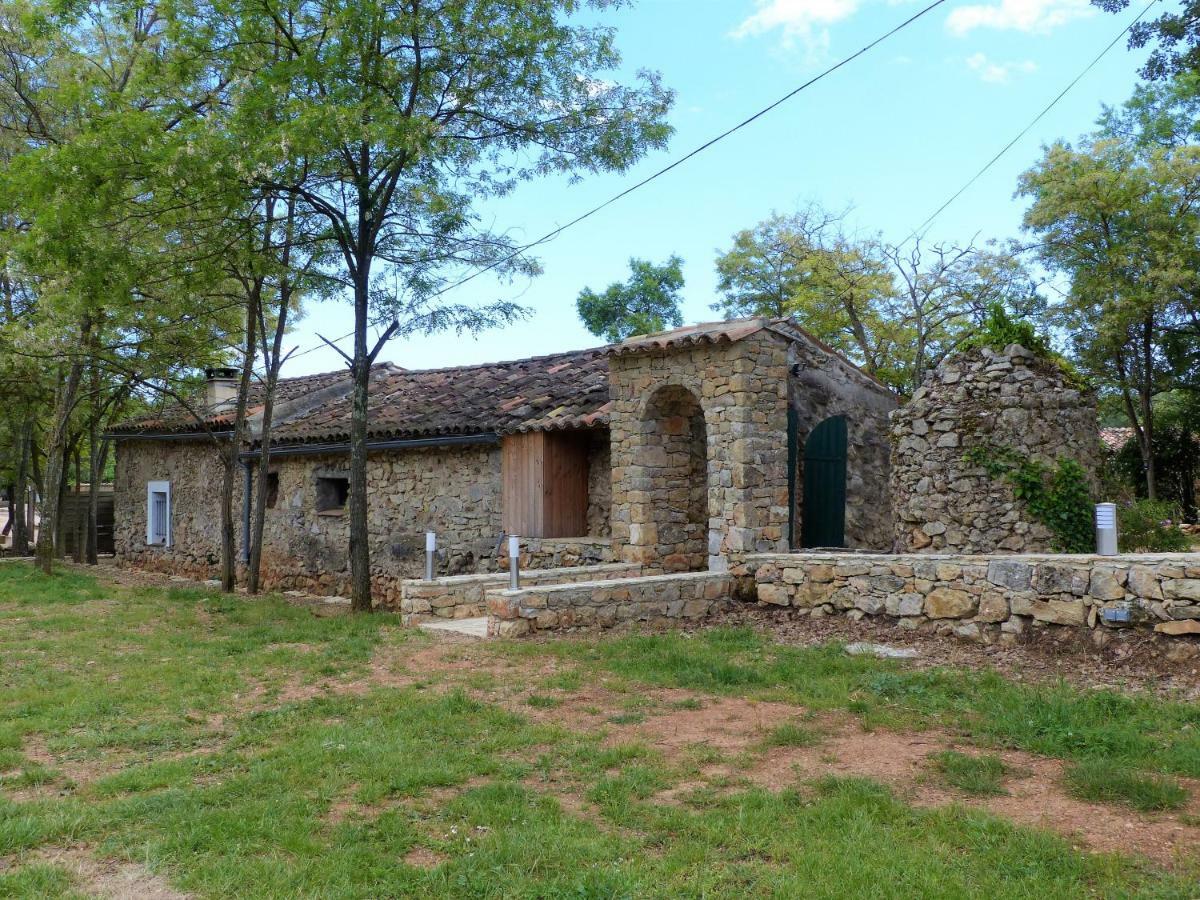 Domaine Des Bruguieres Entrecasteaux Exterior foto