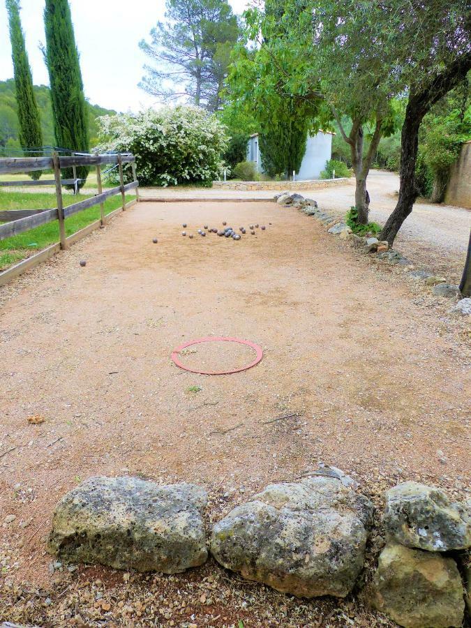 Domaine Des Bruguieres Entrecasteaux Exterior foto
